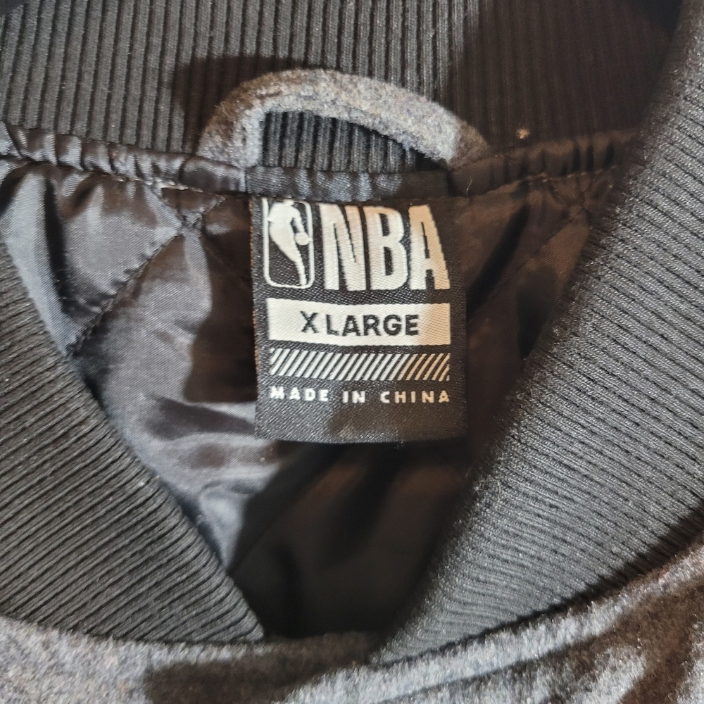 Men Bomber Jacket - Picture 7 of 8